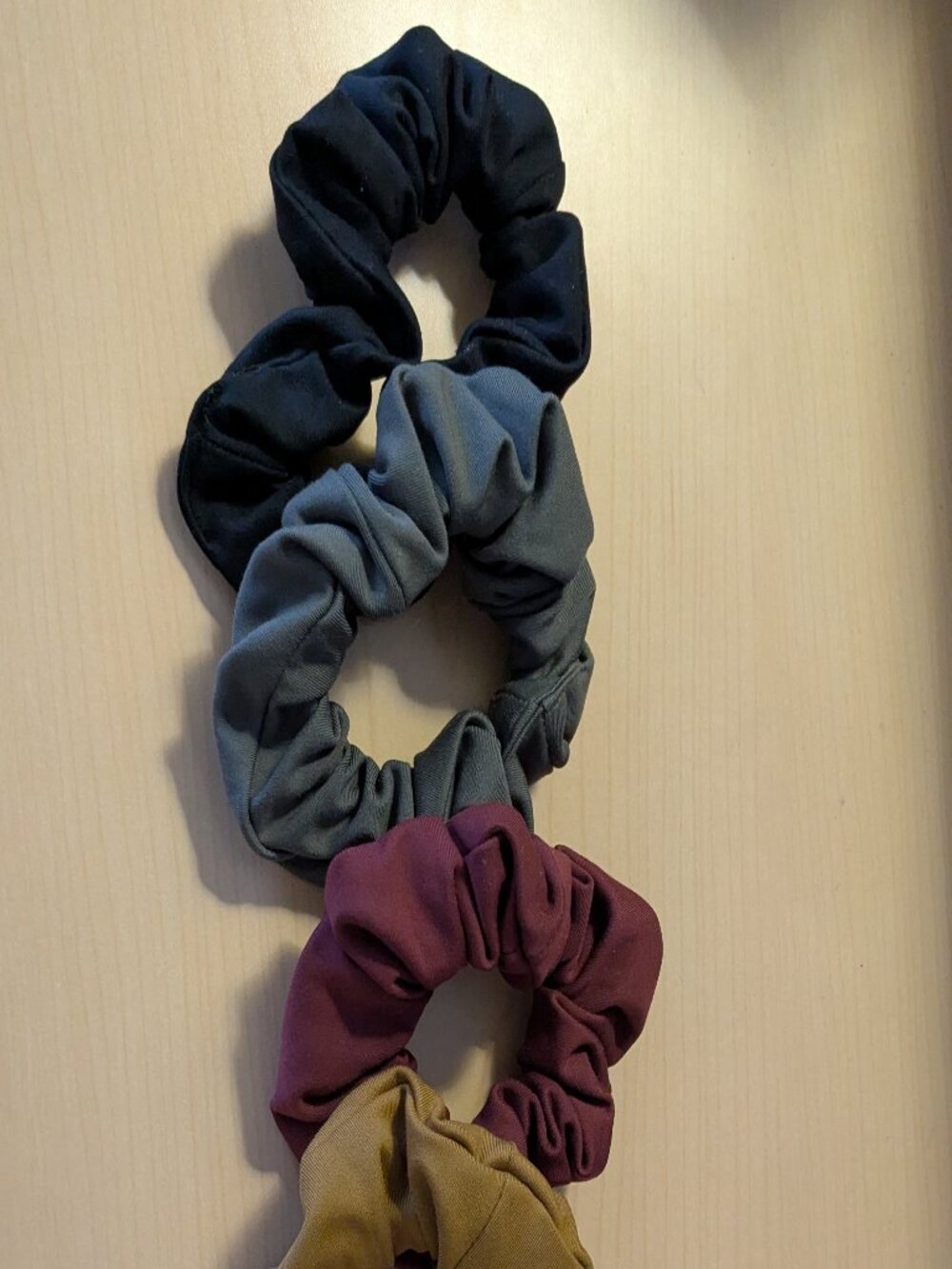 Girlfriend Collective Scrunchie Bundle - Picture 1 of 2